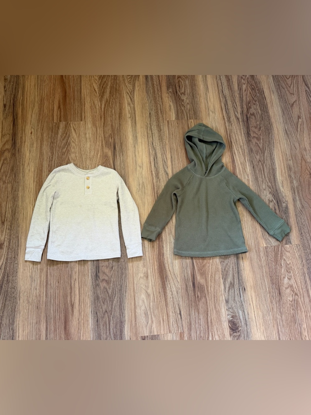 Boys 4T Jumping Beans Waffle Knit Bundle Beige Henley & Olive Hoodie